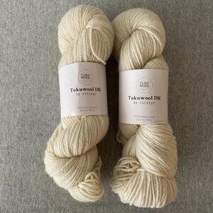 NWT Tukuwool DK Colour 01 Sake Lot of 2
